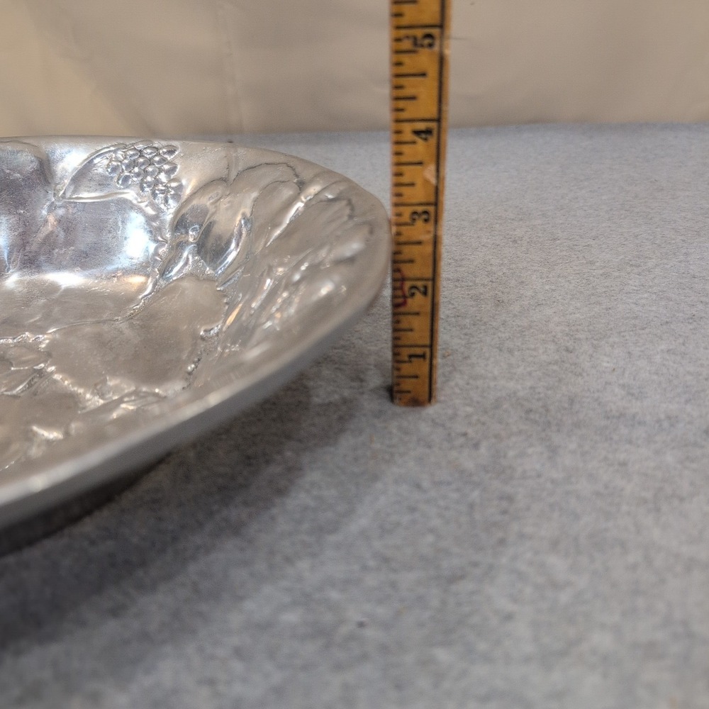 Vintage Mexican Pewter Serving Bowl Embossed Fruit Grapes Silver Tone Round - Picture 4 of 7
